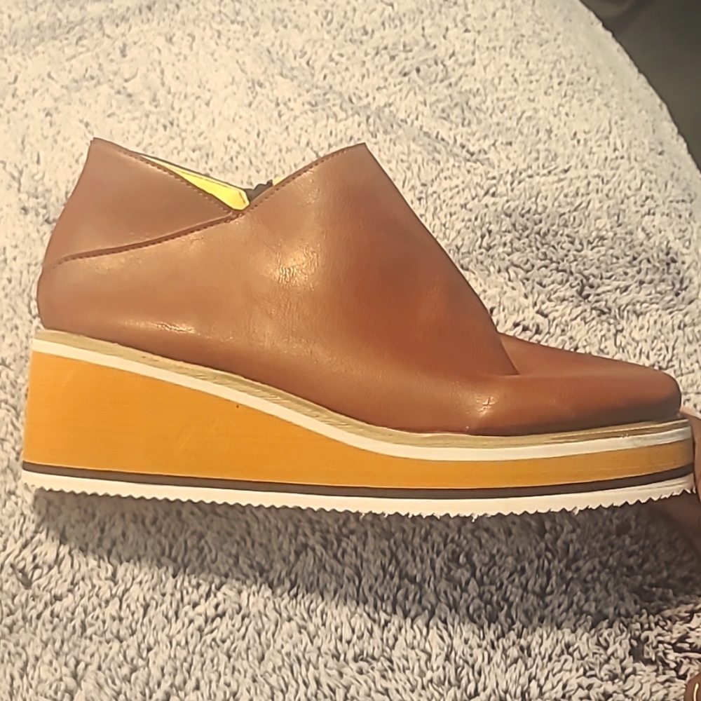 Casual wedge off brand brown